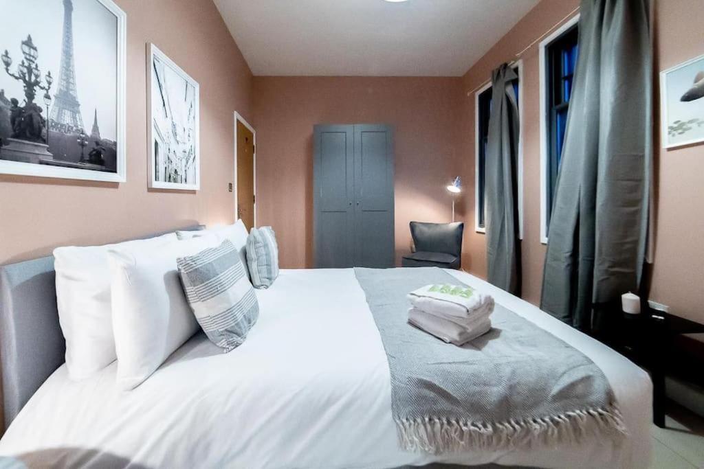 (kensington Museum) 2 Bedroom